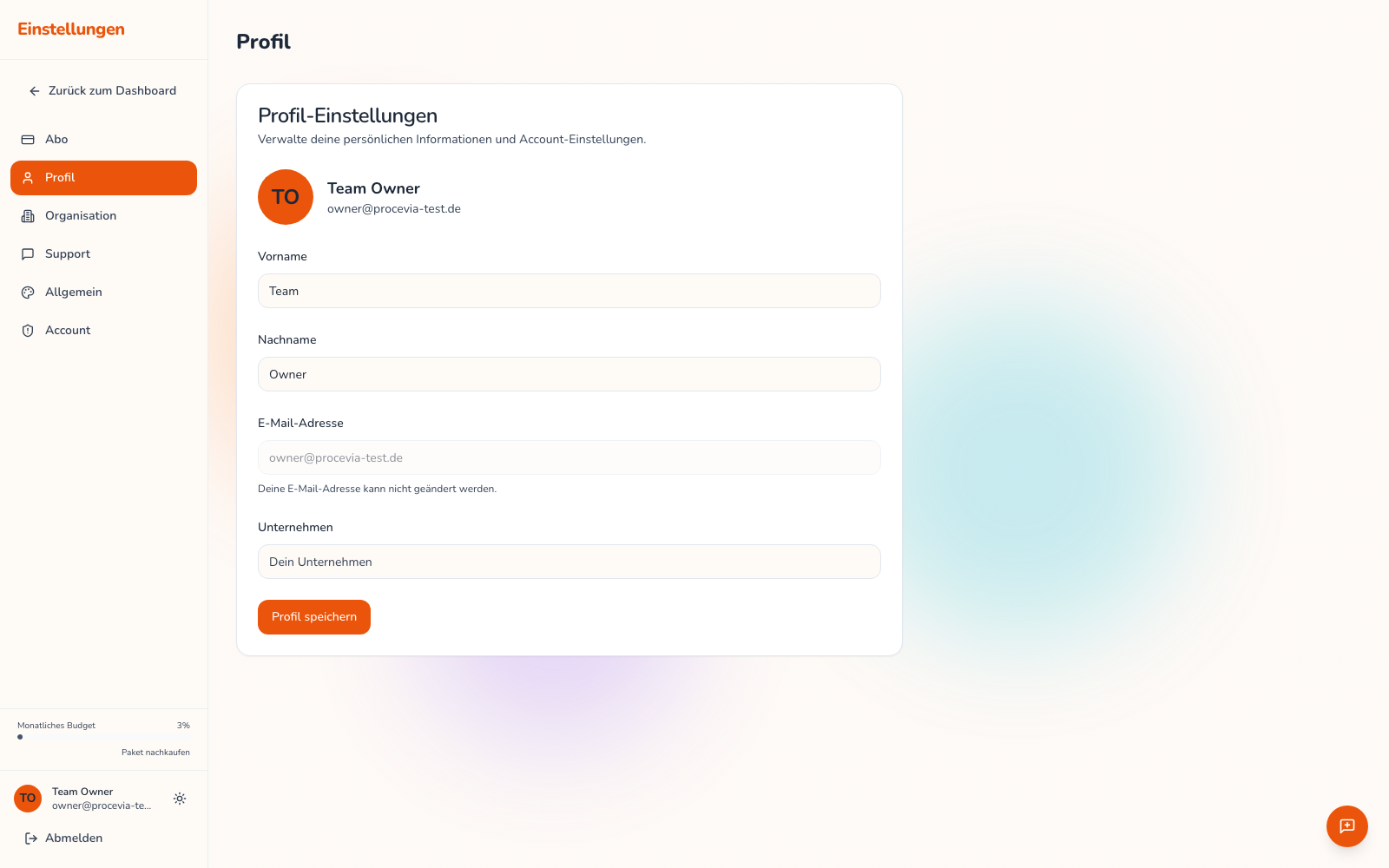 Die Einstellungen mit der Bereichs-Navigation links (Abo, Profil, Organisation, Support, Allgemein, Account) und dem geöffneten Profil-Bereich mit Feldern für Vorname, Nachname, E-Mail und Unternehmen